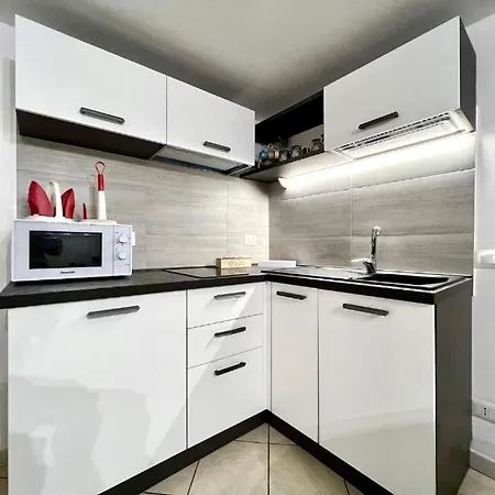 Lovely House Apartman *